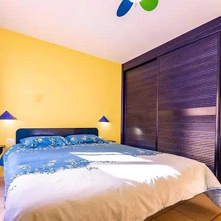 Nautilus 8 * Puerto De Naos